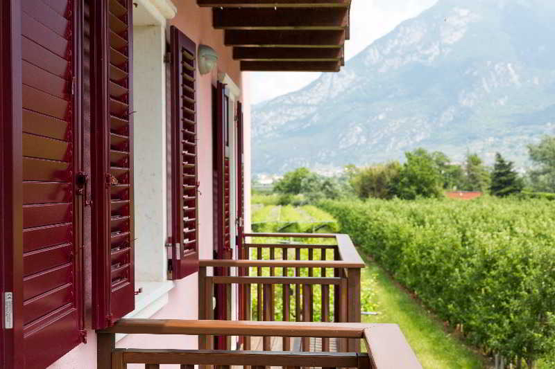 Residence La Vigna Arco Buitenkant foto