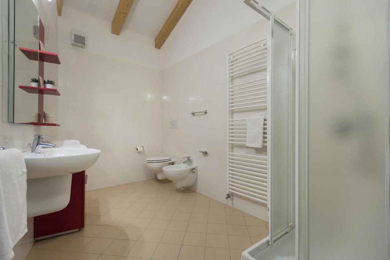 Residence La Vigna Arco Buitenkant foto